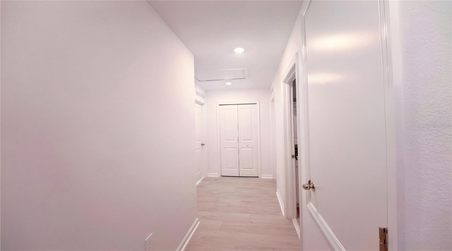 DAVENPORT, Florida 33837, 5 Bedrooms Bedrooms, ,2 BathroomsBathrooms,Residential,For Sale,AQUIFER,0,MFRS5150941