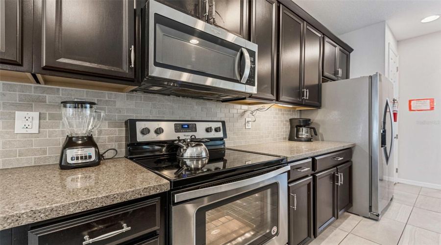 KISSIMMEE, Florida 34747, 4 Bedrooms Bedrooms, ,3 BathroomsBathrooms,Residential,For Sale,SANDY PARK,0,MFRS5156197