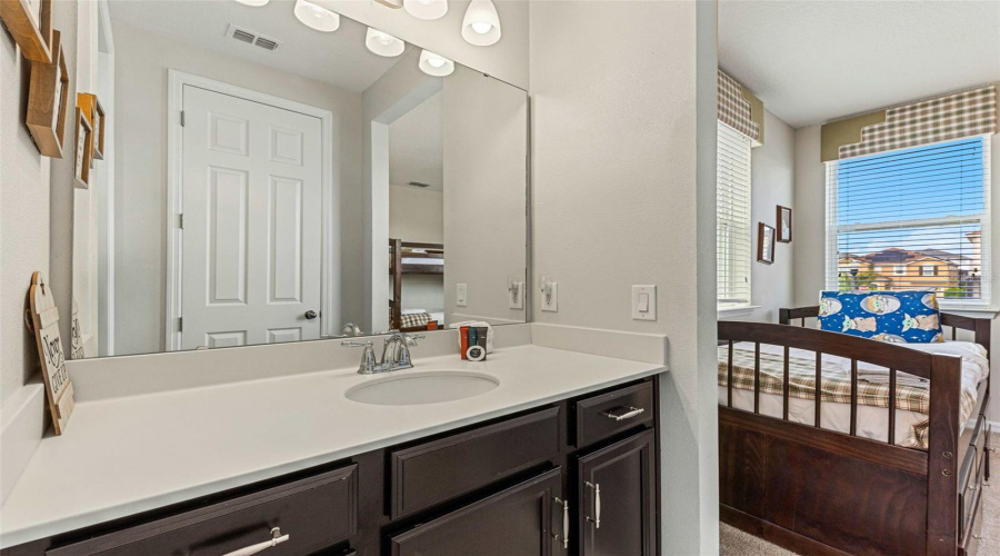 KISSIMMEE, Florida 34747, 4 Bedrooms Bedrooms, ,3 BathroomsBathrooms,Residential,For Sale,SANDY PARK,0,MFRS5156197