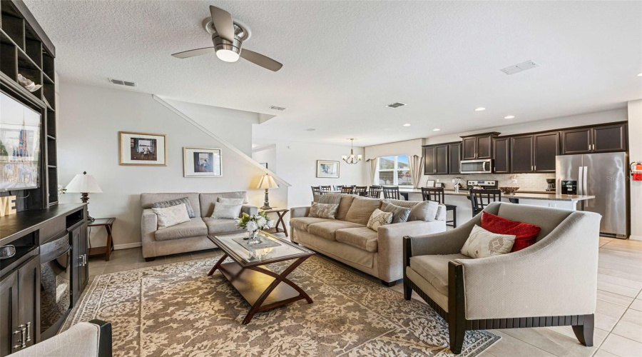 KISSIMMEE, Florida 34747, 4 Bedrooms Bedrooms, ,3 BathroomsBathrooms,Residential,For Sale,SANDY PARK,0,MFRS5156197