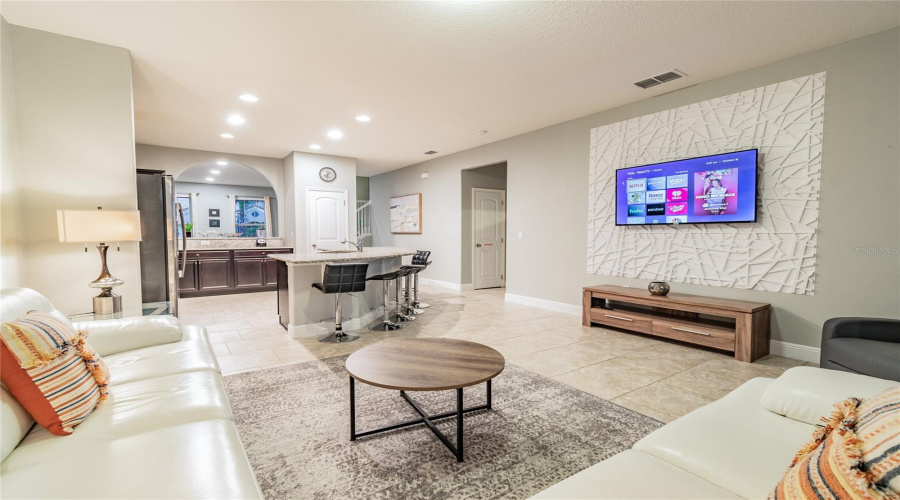 DAVENPORT, Florida 33837, 5 Bedrooms Bedrooms, ,4 BathroomsBathrooms,Residential,For Sale,OAKBOURNE,0,MFRS5153791