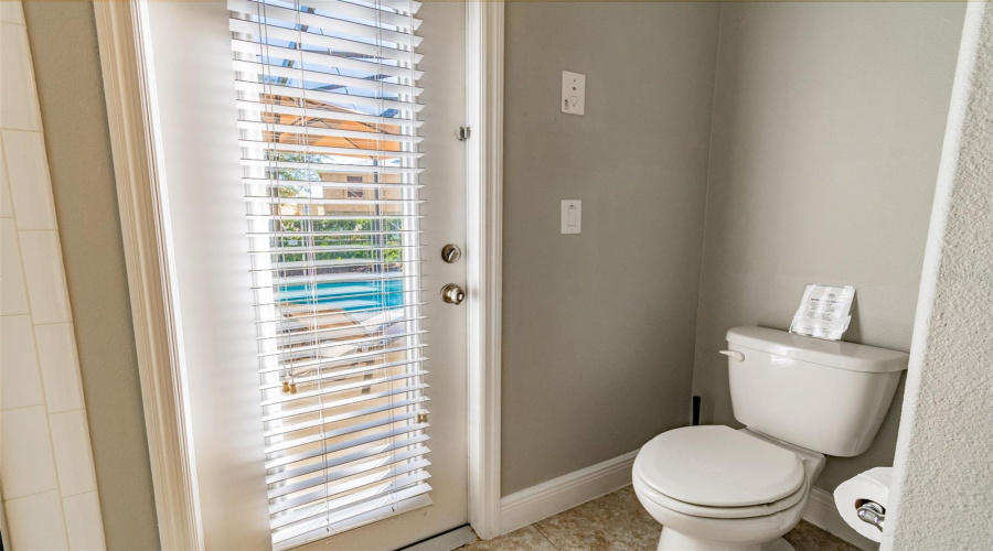 DAVENPORT, Florida 33837, 5 Bedrooms Bedrooms, ,4 BathroomsBathrooms,Residential,For Sale,OAKBOURNE,0,MFRS5153791