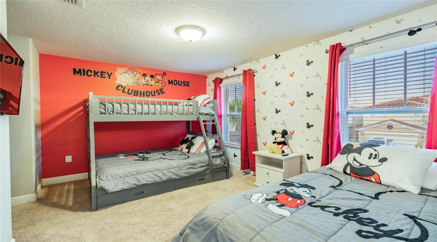 DAVENPORT, Florida 33837, 5 Bedrooms Bedrooms, ,4 BathroomsBathrooms,Residential,For Sale,OAKBOURNE,0,MFRS5153791