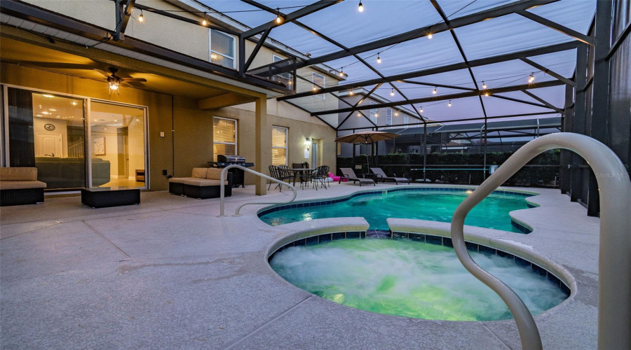 DAVENPORT, Florida 33837, 5 Bedrooms Bedrooms, ,4 BathroomsBathrooms,Residential,For Sale,OAKBOURNE,0,MFRS5153791