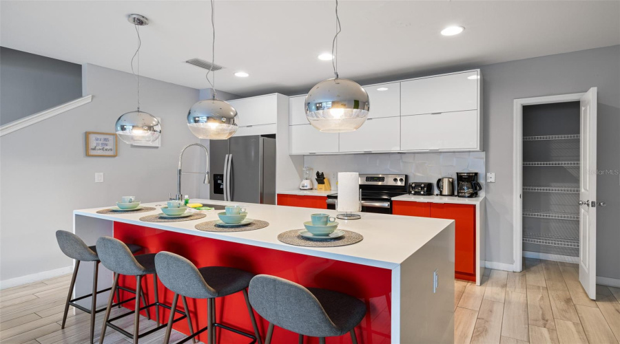 KISSIMMEE, Florida 34746, 4 Bedrooms Bedrooms, ,3 BathroomsBathrooms,Residential,For Sale,LE REVE,0,MFRO6434681