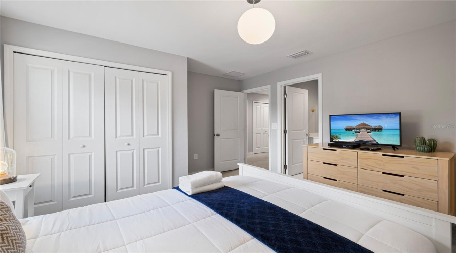 KISSIMMEE, Florida 34746, 4 Bedrooms Bedrooms, ,3 BathroomsBathrooms,Residential,For Sale,LE REVE,0,MFRO6434681