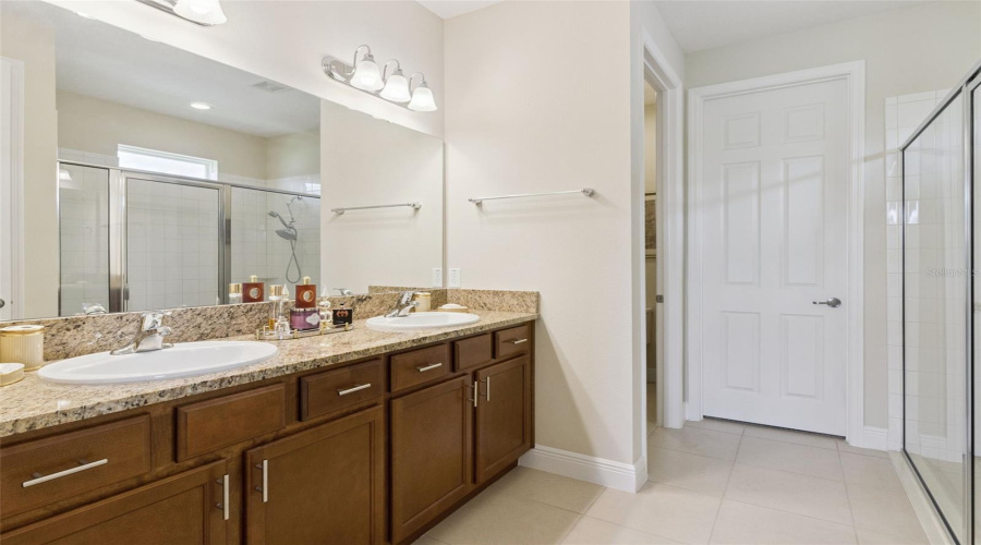 KISSIMMEE, Florida 34746, 3 Bedrooms Bedrooms, ,2 BathroomsBathrooms,Residential,For Sale,KINGFISHER,0,MFRS5156217