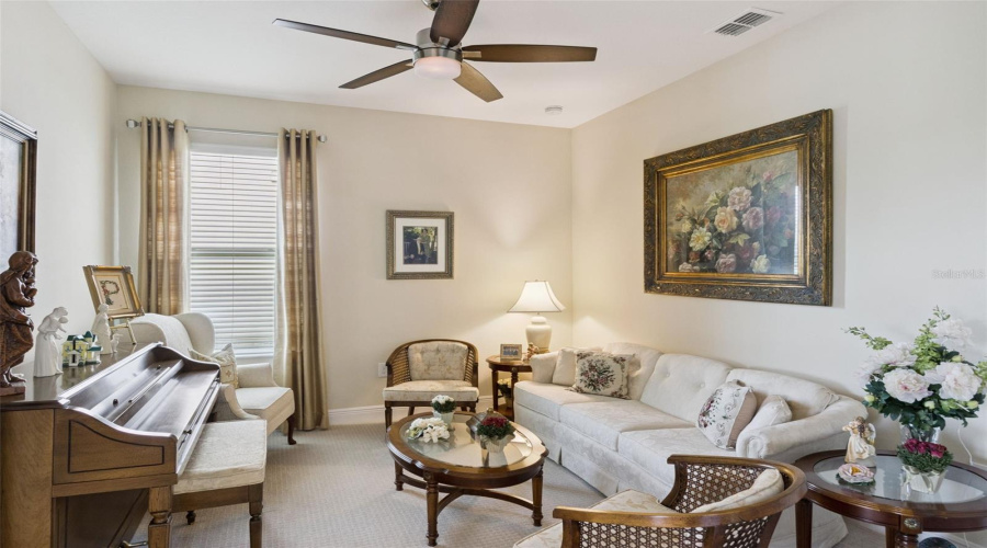 KISSIMMEE, Florida 34746, 3 Bedrooms Bedrooms, ,2 BathroomsBathrooms,Residential,For Sale,KINGFISHER,0,MFRS5156217