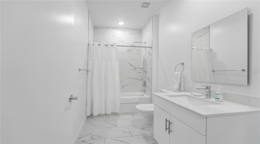 DAVENPORT, Florida 33896, 4 Bedrooms Bedrooms, ,4 BathroomsBathrooms,Residential,For Sale,FAMAGUSTA,0,MFRO6436122