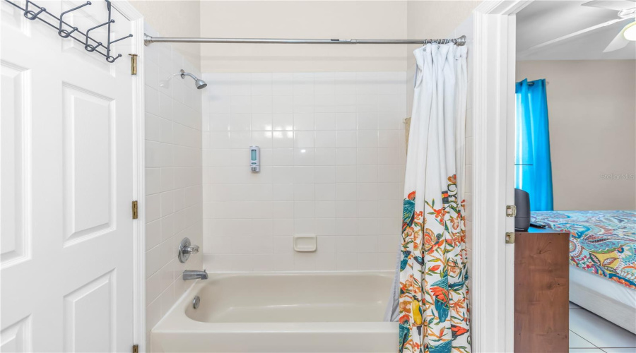 DAVENPORT, Florida 33897, 4 Bedrooms Bedrooms, ,3 BathroomsBathrooms,Residential,For Sale,CALABRIA,0,MFRO6436313
