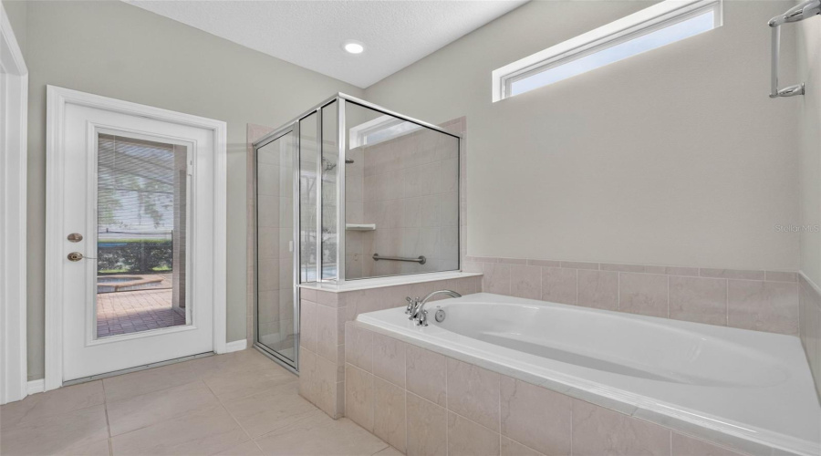 KISSIMMEE, Florida 34747, 9 Bedrooms Bedrooms, ,6 BathroomsBathrooms,Residential,For Sale,BENGAL,0,MFRS5156250