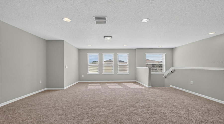KISSIMMEE, Florida 34747, 9 Bedrooms Bedrooms, ,6 BathroomsBathrooms,Residential,For Sale,BENGAL,0,MFRS5156250