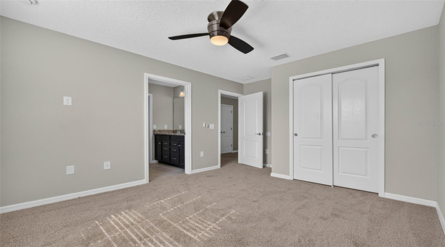 KISSIMMEE, Florida 34747, 9 Bedrooms Bedrooms, ,6 BathroomsBathrooms,Residential,For Sale,BENGAL,0,MFRS5156250