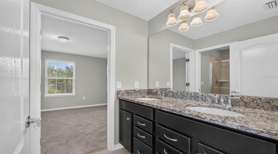 KISSIMMEE, Florida 34747, 9 Bedrooms Bedrooms, ,6 BathroomsBathrooms,Residential,For Sale,BENGAL,0,MFRS5156250
