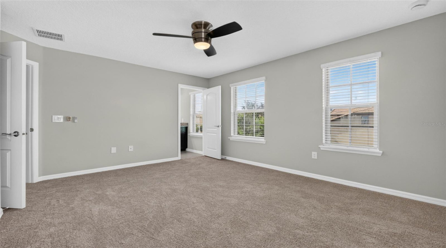 KISSIMMEE, Florida 34747, 9 Bedrooms Bedrooms, ,6 BathroomsBathrooms,Residential,For Sale,BENGAL,0,MFRS5156250
