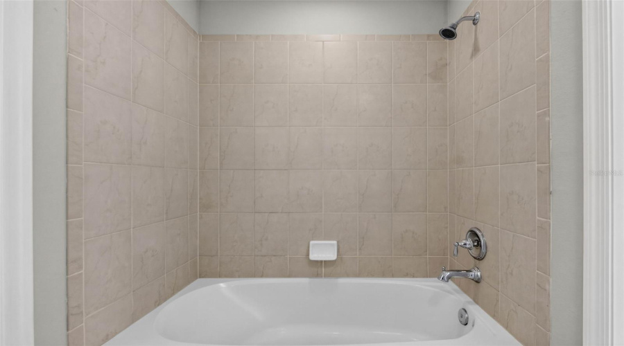 KISSIMMEE, Florida 34747, 9 Bedrooms Bedrooms, ,6 BathroomsBathrooms,Residential,For Sale,BENGAL,0,MFRS5156250