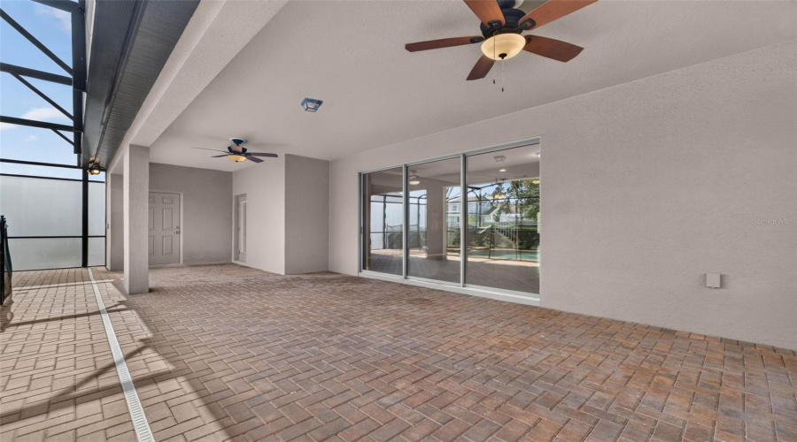 KISSIMMEE, Florida 34747, 9 Bedrooms Bedrooms, ,6 BathroomsBathrooms,Residential,For Sale,BENGAL,0,MFRS5156250