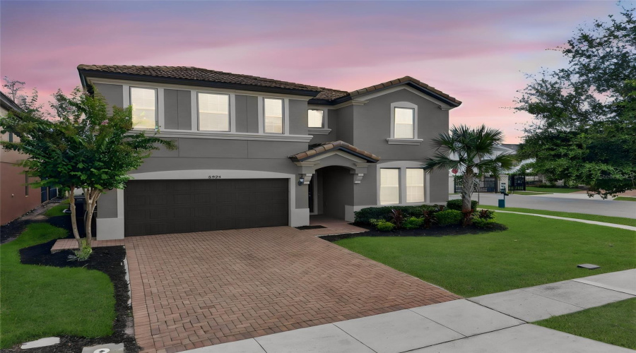 KISSIMMEE, Florida 34747, 9 Bedrooms Bedrooms, ,6 BathroomsBathrooms,Residential,For Sale,BENGAL,0,MFRS5156250