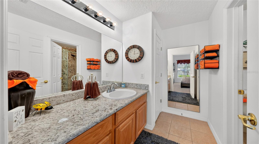 DAVENPORT, Florida 33897, 4 Bedrooms Bedrooms, ,3 BathroomsBathrooms,Residential,For Sale,LANCASTER DR,0,MFRO6434764