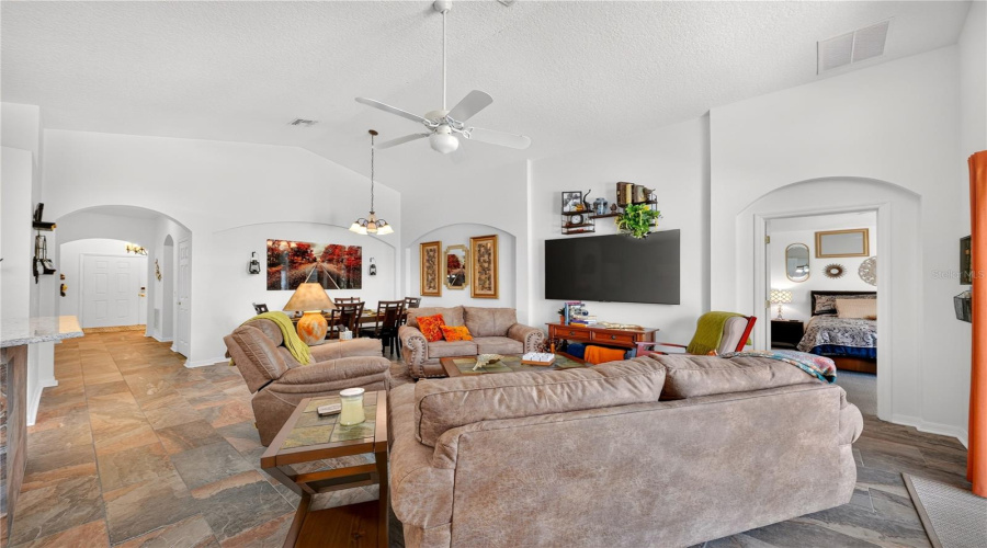 DAVENPORT, Florida 33897, 4 Bedrooms Bedrooms, ,3 BathroomsBathrooms,Residential,For Sale,LANCASTER DR,0,MFRO6434764