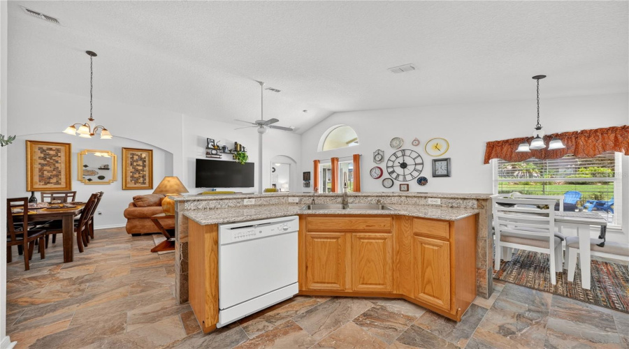 DAVENPORT, Florida 33897, 4 Bedrooms Bedrooms, ,3 BathroomsBathrooms,Residential,For Sale,LANCASTER DR,0,MFRO6434764
