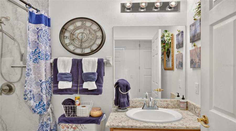 DAVENPORT, Florida 33897, 4 Bedrooms Bedrooms, ,3 BathroomsBathrooms,Residential,For Sale,LANCASTER DR,0,MFRO6434764