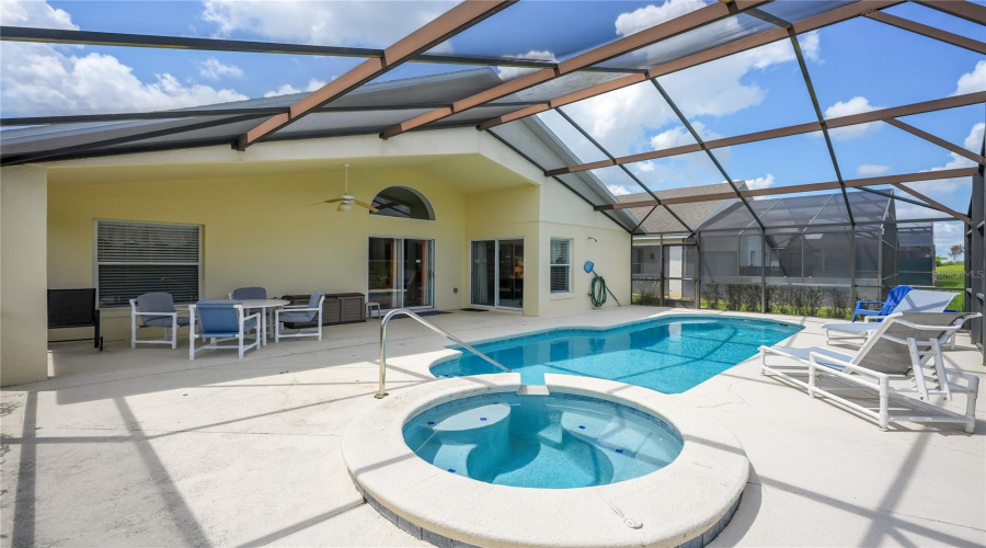 DAVENPORT, Florida 33897, 4 Bedrooms Bedrooms, ,3 BathroomsBathrooms,Residential,For Sale,LANCASTER DR,0,MFRO6434764