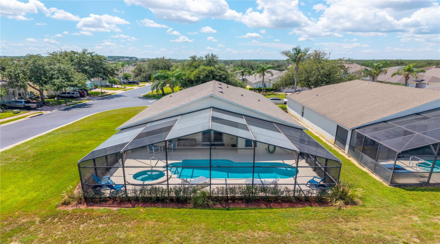 DAVENPORT, Florida 33897, 4 Bedrooms Bedrooms, ,3 BathroomsBathrooms,Residential,For Sale,LANCASTER DR,0,MFRO6434764