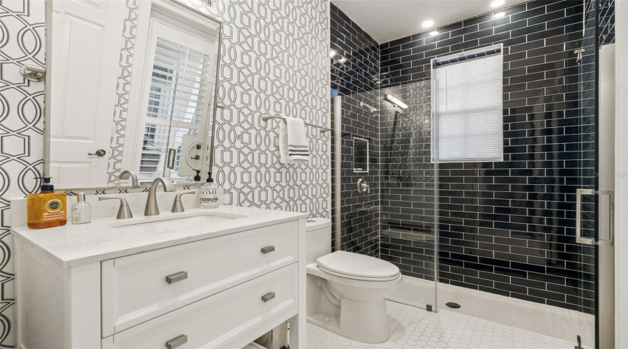 Celebration, Florida 34747, 6 Bedrooms Bedrooms, ,5 Bathroomsbathrooms,Residential,For Sale,Oak Shadows,0,Mfro6434811