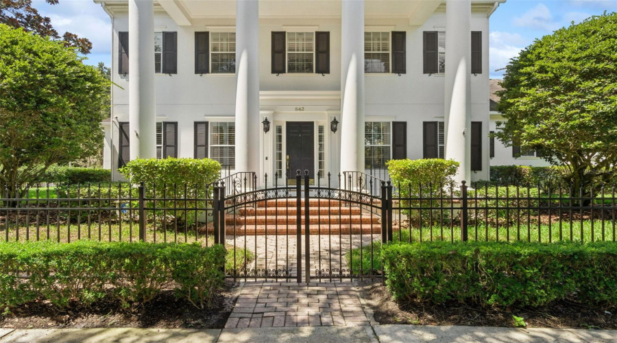 Celebration, Florida 34747, 6 Bedrooms Bedrooms, ,5 Bathroomsbathrooms,Residential,For Sale,Oak Shadows,0,Mfro6434811