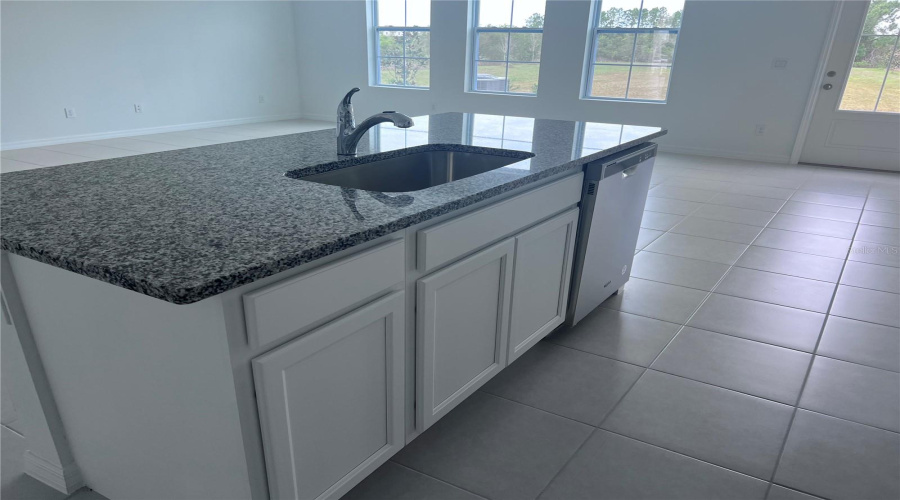 DAVENPORT, Florida 33896, 3 Bedrooms Bedrooms, ,2 BathroomsBathrooms,Residential,For Sale,SANIBEL,0,MFRO6416671
