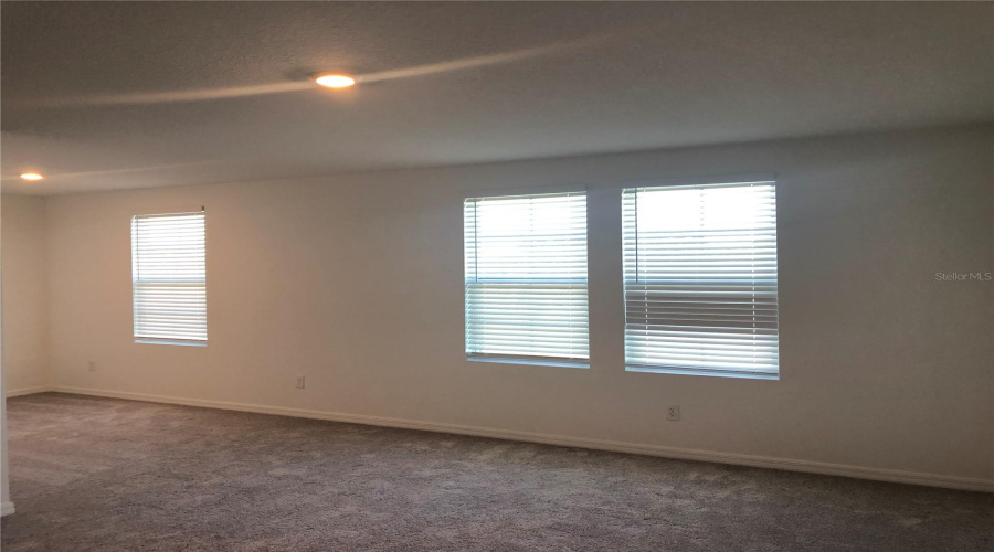 DAVENPORT, Florida 33896, 3 Bedrooms Bedrooms, ,2 BathroomsBathrooms,Residential,For Sale,SANIBEL,0,MFRO6416671