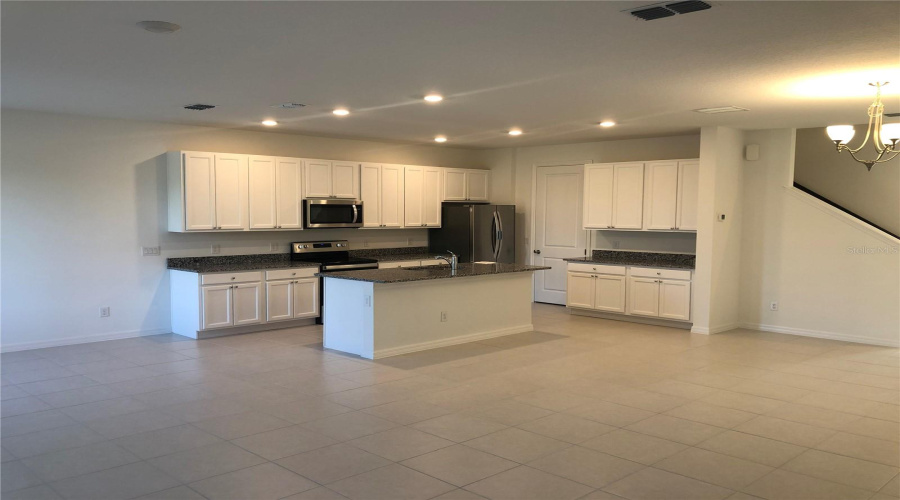 DAVENPORT, Florida 33896, 3 Bedrooms Bedrooms, ,2 BathroomsBathrooms,Residential,For Sale,SANIBEL,0,MFRO6416671