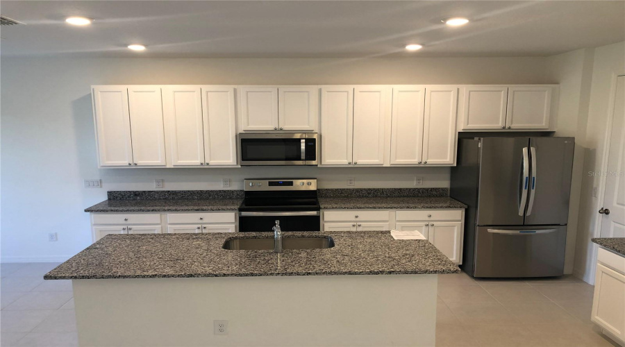 DAVENPORT, Florida 33896, 3 Bedrooms Bedrooms, ,2 BathroomsBathrooms,Residential,For Sale,SANIBEL,0,MFRO6416671