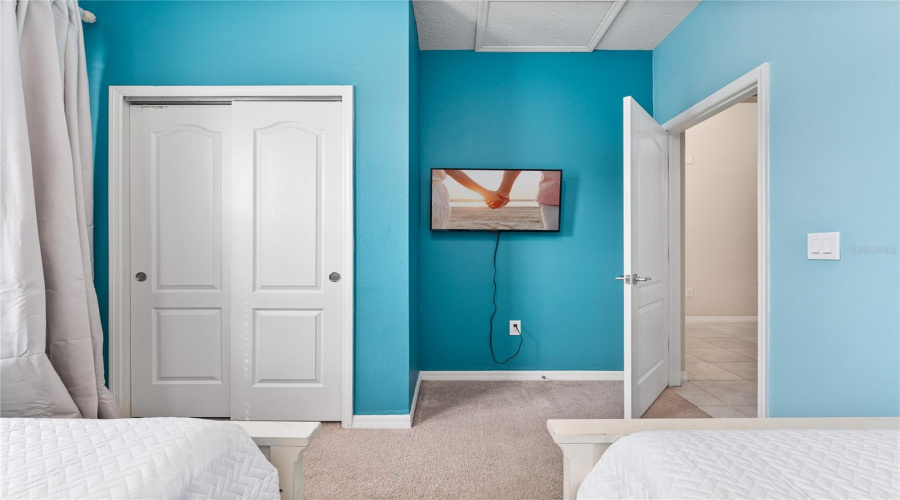 KISSIMMEE, Florida 34747, 8 Bedrooms Bedrooms, ,6 BathroomsBathrooms,Residential,For Sale,LIMA,0,MFRO6436405