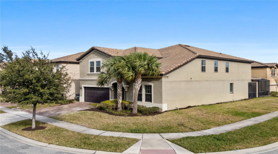 KISSIMMEE, Florida 34747, 8 Bedrooms Bedrooms, ,6 BathroomsBathrooms,Residential,For Sale,LIMA,0,MFRO6436405