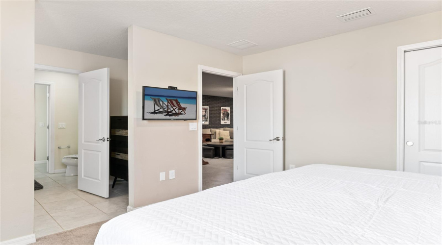 KISSIMMEE, Florida 34747, 8 Bedrooms Bedrooms, ,6 BathroomsBathrooms,Residential,For Sale,LIMA,0,MFRO6436405