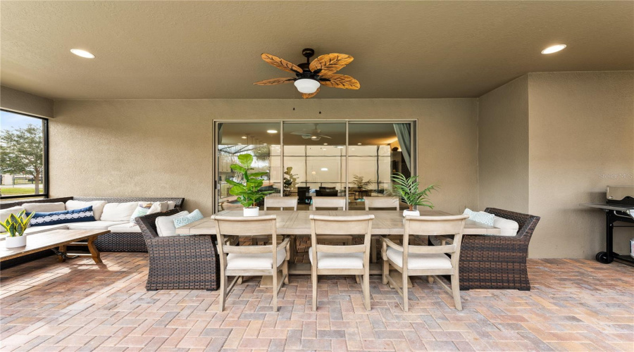KISSIMMEE, Florida 34747, 8 Bedrooms Bedrooms, ,6 BathroomsBathrooms,Residential,For Sale,LIMA,0,MFRO6436405
