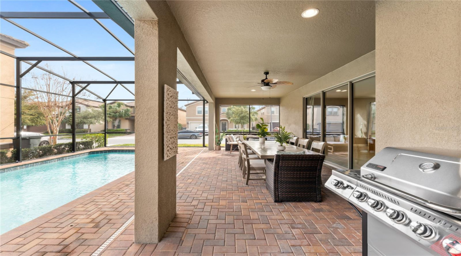 KISSIMMEE, Florida 34747, 8 Bedrooms Bedrooms, ,6 BathroomsBathrooms,Residential,For Sale,LIMA,0,MFRO6436405