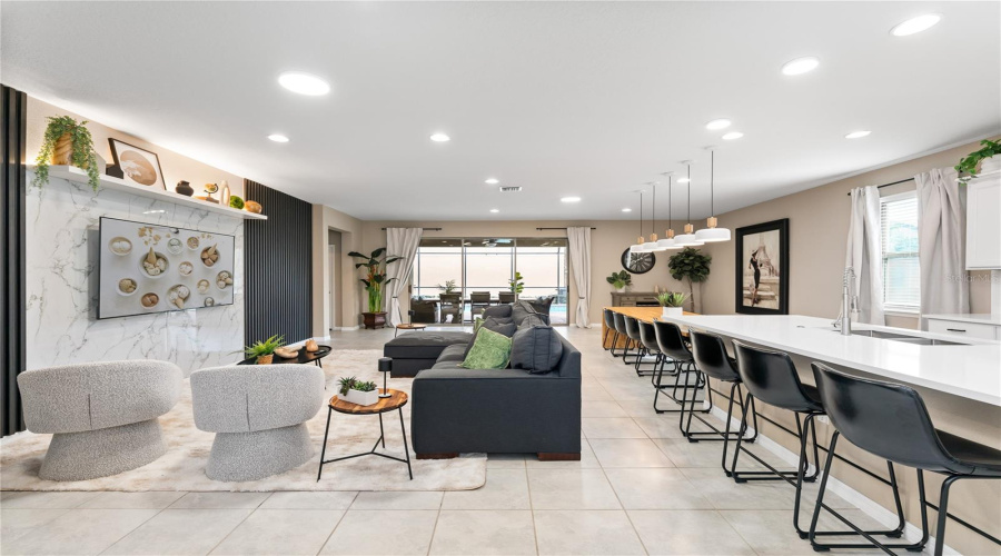 KISSIMMEE, Florida 34747, 8 Bedrooms Bedrooms, ,6 BathroomsBathrooms,Residential,For Sale,LIMA,0,MFRO6436405