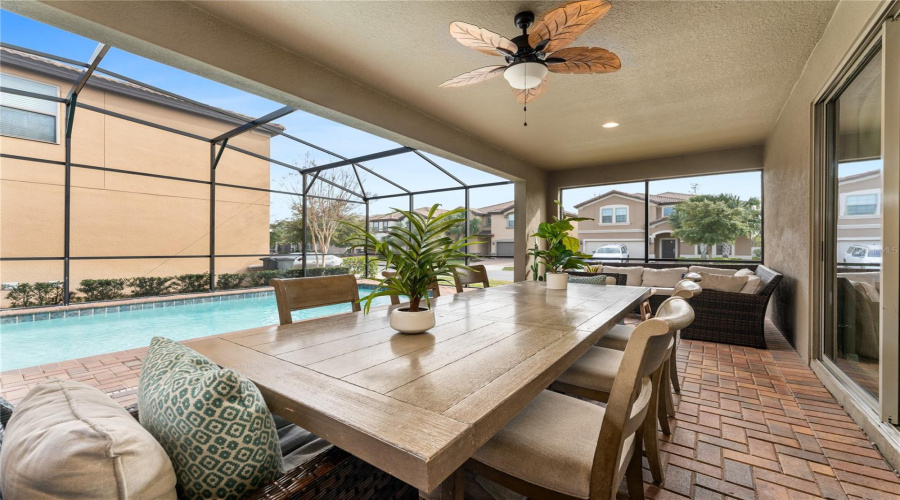 KISSIMMEE, Florida 34747, 8 Bedrooms Bedrooms, ,6 BathroomsBathrooms,Residential,For Sale,LIMA,0,MFRO6436405
