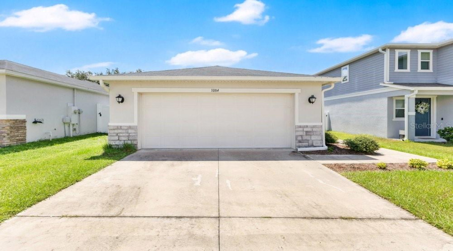 Davenport, Florida 33897, 3 Bedrooms Bedrooms, ,2 Bathroomsbathrooms,Residential,For Sale,Papaya,0,Mfrs5155763