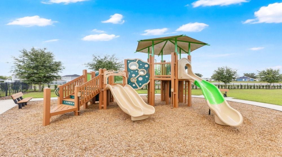 Davenport, Florida 33897, 3 Bedrooms Bedrooms, ,2 Bathroomsbathrooms,Residential,For Sale,Papaya,0,Mfrs5155763