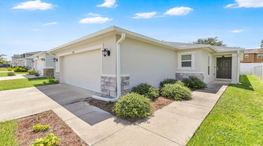Davenport, Florida 33897, 3 Bedrooms Bedrooms, ,2 Bathroomsbathrooms,Residential,For Sale,Papaya,0,Mfrs5155763