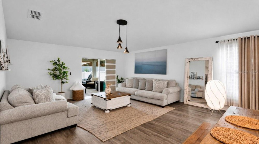 Davenport, Florida 33897, 3 Bedrooms Bedrooms, ,2 Bathroomsbathrooms,Residential,For Sale,Papaya,0,Mfrs5155763