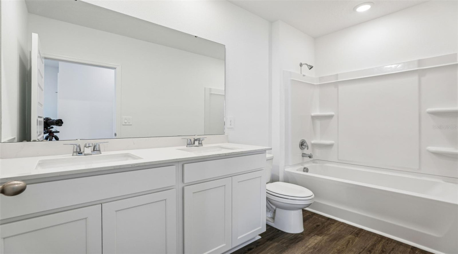 Davenport, Florida 33837, 4 Bedrooms Bedrooms, ,2 Bathroomsbathrooms,Residential,For Sale,Partington,0,Mfro6390170