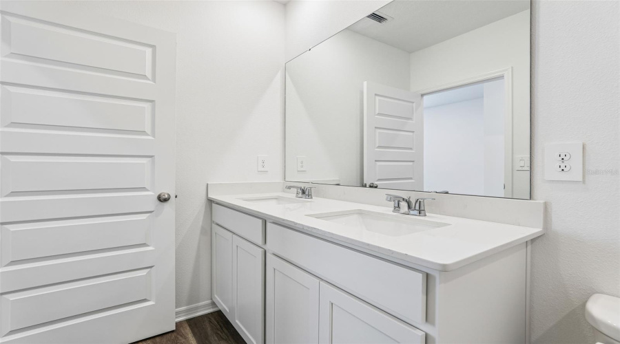 Davenport, Florida 33837, 4 Bedrooms Bedrooms, ,2 Bathroomsbathrooms,Residential,For Sale,Partington,0,Mfro6390170