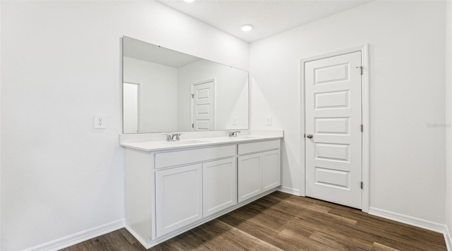 Davenport, Florida 33837, 4 Bedrooms Bedrooms, ,2 Bathroomsbathrooms,Residential,For Sale,Partington,0,Mfro6390170