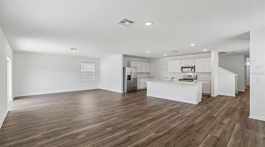Davenport, Florida 33837, 4 Bedrooms Bedrooms, ,2 Bathroomsbathrooms,Residential,For Sale,Partington,0,Mfro6390170
