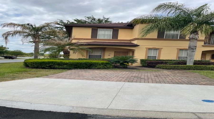 Davenport, Florida 33897, 4 Bedrooms Bedrooms, ,3 Bathroomsbathrooms,Residential,For Sale,Palermo,0,Mfro6401242